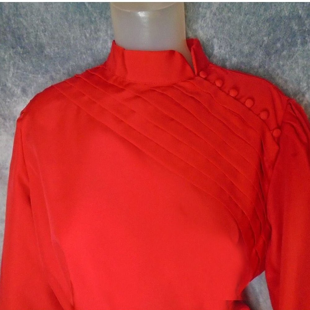 Plus Size Vintage Red Blouse, 70s Long Sleeve Top With Tie Belt VFG - Picture 3 of 8